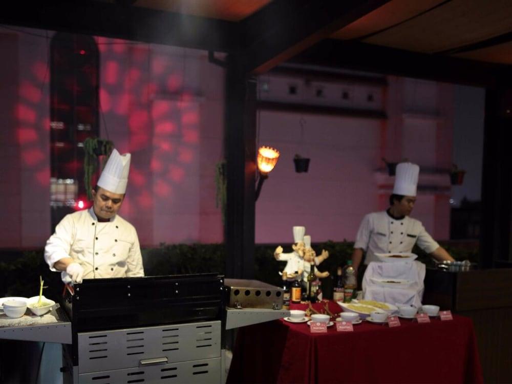 Pasar Baru Square Hotel Bandung Dış mekan fotoğraf